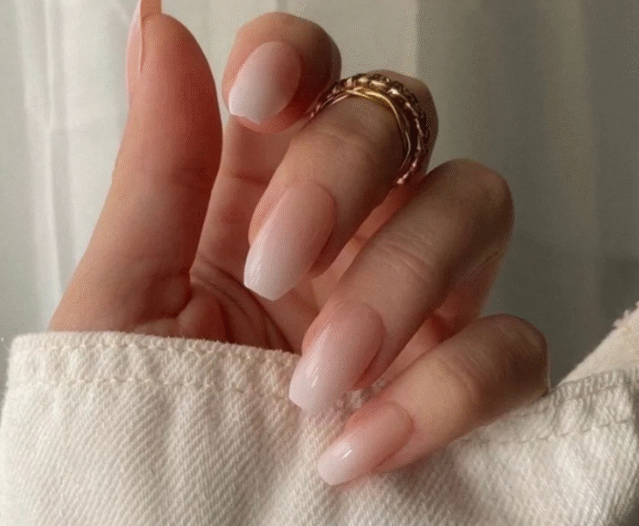 Find Your Best Nail Shape for Long Fingers - Expert Guide 2025