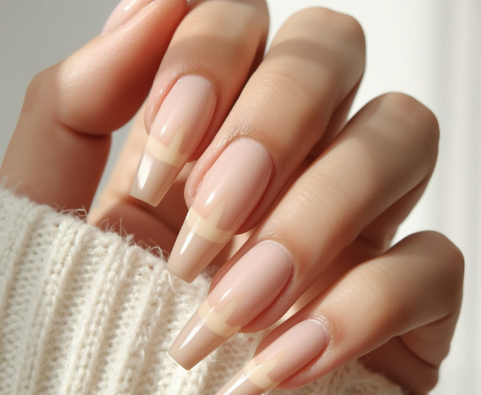 Best Nail Shape to Elongate Fingers – Enhance Your Hand's Elegance 2025