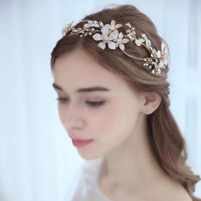 27 Great Prom Hairstyles That Wow in 2026